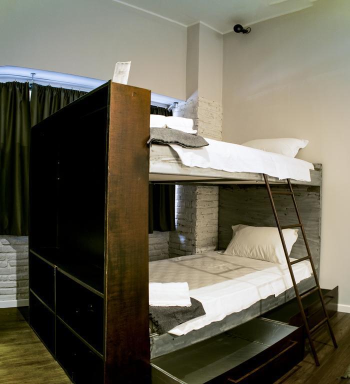 Bed in 6-Bed Mixed Dormitory Room-Double restroom with En suite Bathroom,1279765561:JPEG
